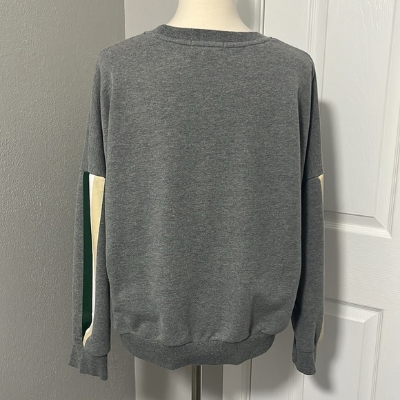 NBA Touch Stadium by Alyssa Milano Milwaukee Bucks Crewneck Slouchy Sweatshirt - Picture 2 of 15